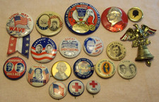 vtg/atq~19 POLITICAL CAMPAIGN & PATRIOTIC PINBACK BUTTONS~ROOSEVELT~IKE~BUNKER~