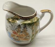 Pot à lait Kutani Japon porcelaine peint main décor paysage doré crémier vintage