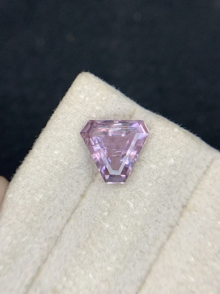 Diáspora natural de 2,30 quilates de Afganistán 8,7 x 8,7 x 4,4 mm corte de billones Foto 4 de 4