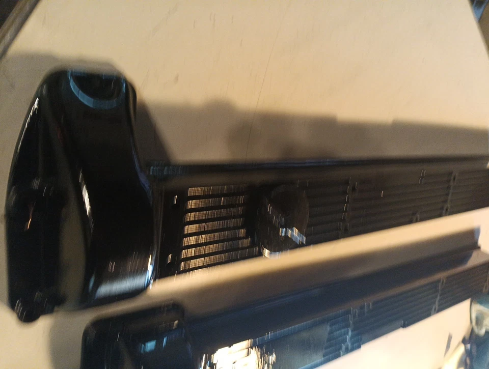 Cubiertas de válvula Jaguar Xj6 1984 recién pintadas muy bonitas Foto 3 de 4