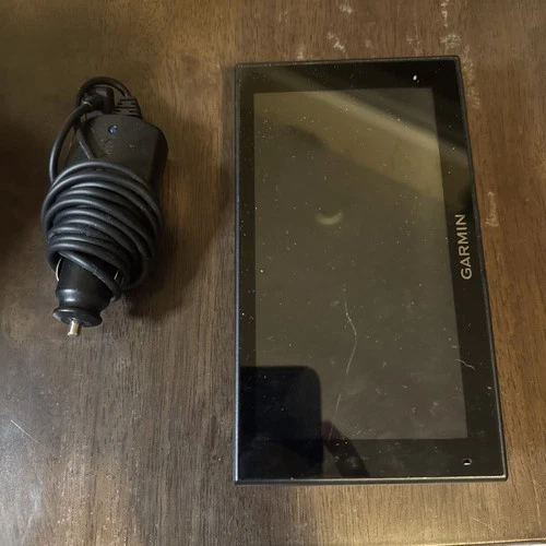 Garmin GPS Driving Direction Navigation 145-01615-12 with Charger