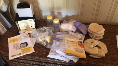 Medela Electric Double Pump With Accessories And Pumping Extras For Mom 