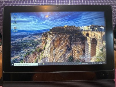 Shuttle P20U AIO PC Intel Celeron 3865U - 8GB - 60GB - SSD Touch WLAN