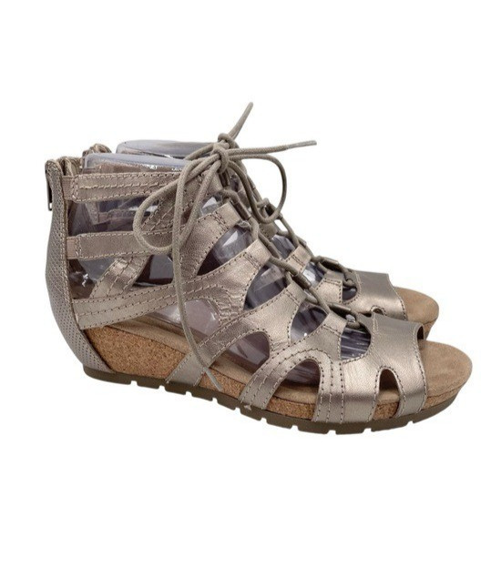 Earth Origins Women's Kendra Kamilla Platinum Wedge Gladiator Sandal Size 8.5