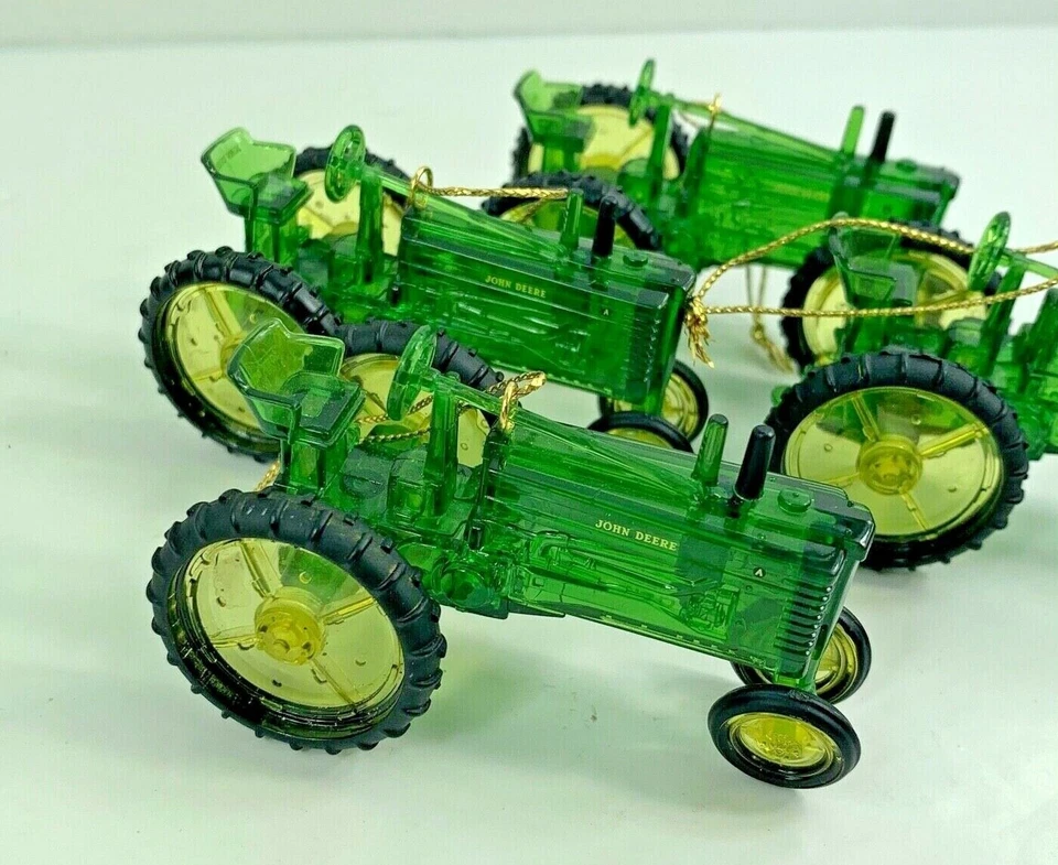 John Deere - Adorno de árbol de Navidad - Modelo A Tractor Verde Juego de 4 Plástico Foto 2 de 4