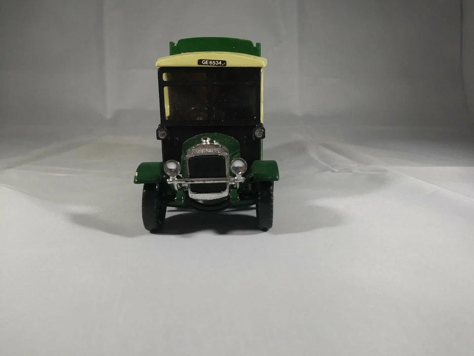 CORGI 1929 THORNYCROFT VAN WITH ROOF RACK CHIVERS & SONS LTD  - Image 2 of 4