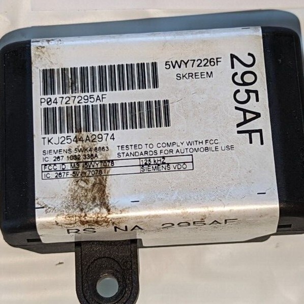 P04727295AF✓Chrysler / Dodge / Jeep IMMOBILIZER TRANSCEIVER