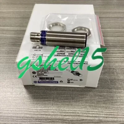 SCHNEIDER 1PC New XS1N18PC410D sensor