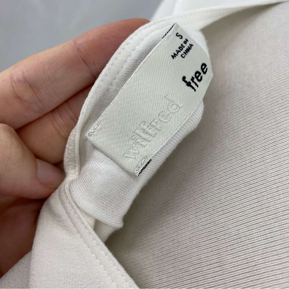 Wilfred White Basic Short Sleeve Staple Tee - image 5