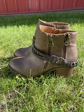 Not Rated Women’s Size 8 Strappy Moto Biker Chunky Heel Brown Bootie Zippers