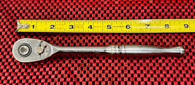 Husky Tools 3/8'' Drive 72 Tooth Ratchet Quick Release 8'' Long H38FPRAT M6