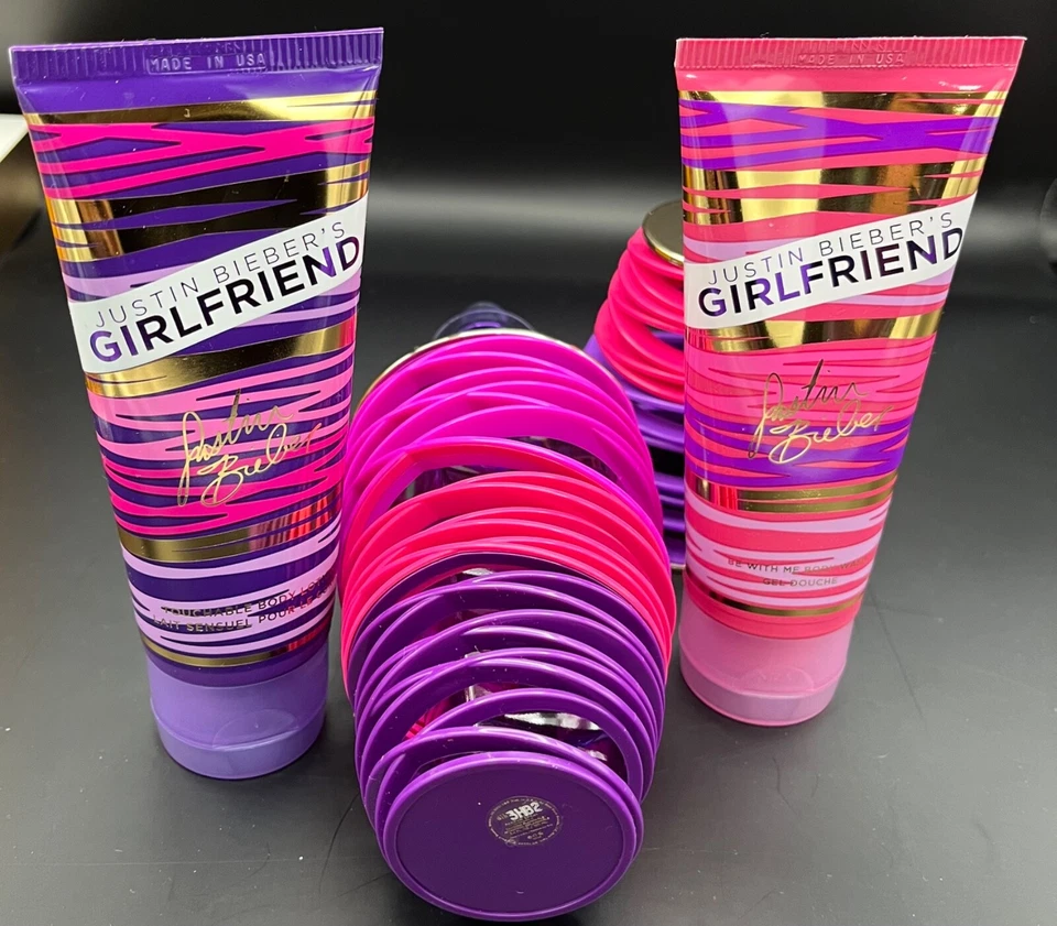 Justin Bieber Girlfriend 100 ml eau de parfum spray + loción corporal + gel de ducha set de regalo Foto 3 de 3
