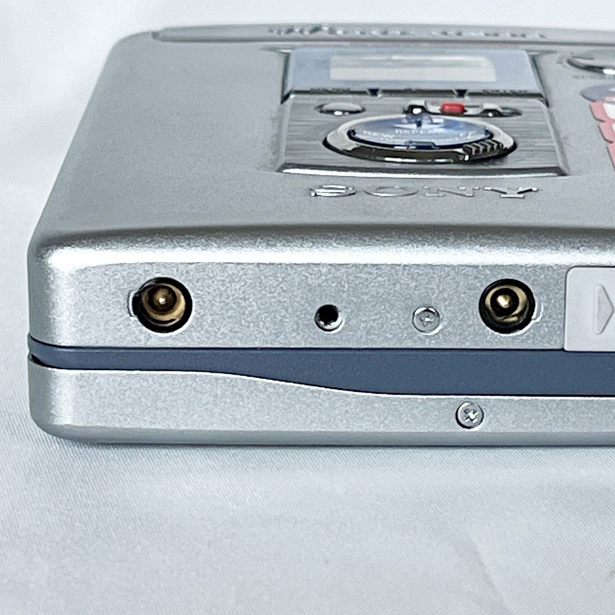 SONY WM-GX788 2003 Silver Recording Walkman Cassette Player From