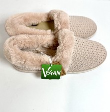 Skechers Womens 9 Blush Faux Fur Memory Foam Slippers Rhinestone Vegan New N Box
