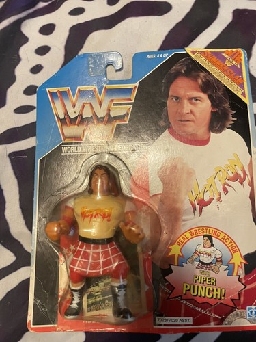 WWF WWE Rowdy Rowdy Piper Hasbro SummerSlam Card N...