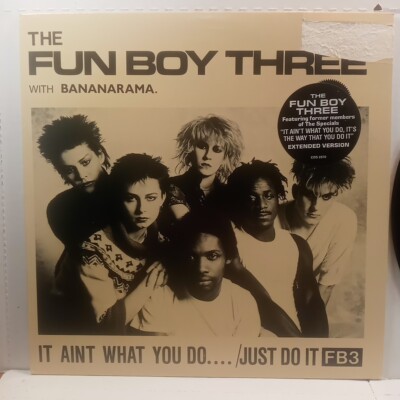 The Fun Boy Three With Bananarama – It Aint What You Do Vinyl