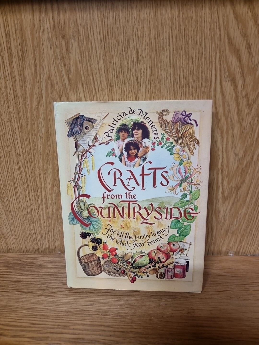 Crafts from the Countryside by Patricia de Menezes Hardback Book (30f)