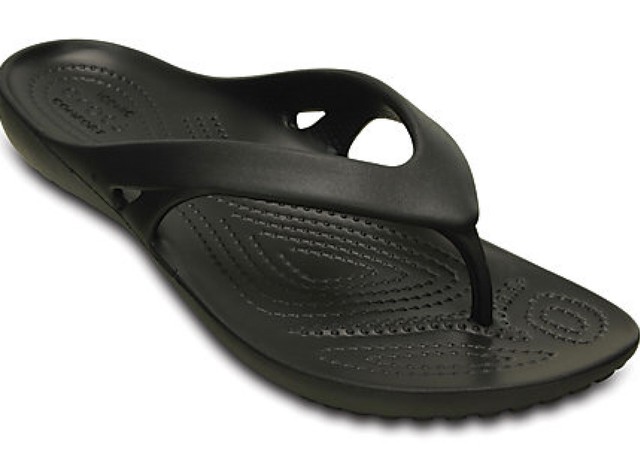 crocs flamingo flip flops