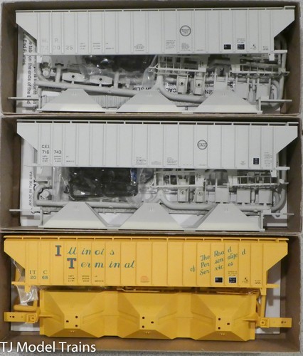 Accurail HO #8099 (paquete de 3) MoPac, C&EI, Illinois Terminal (Pullman Std. CVD. HP) | Zustand: New