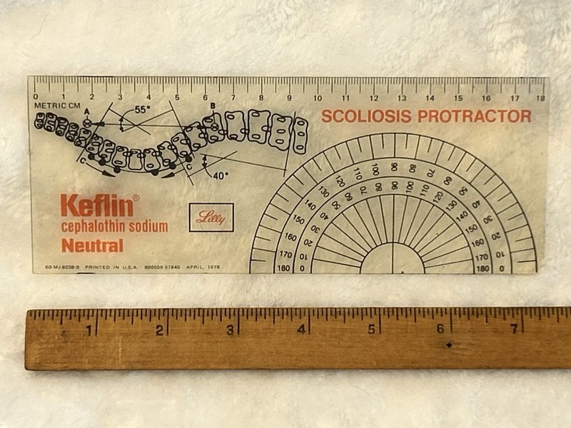 Vintage Lilly SCOLIOSIS PROTRACTOR Printed In USA April 1978(Medication Ad.)
