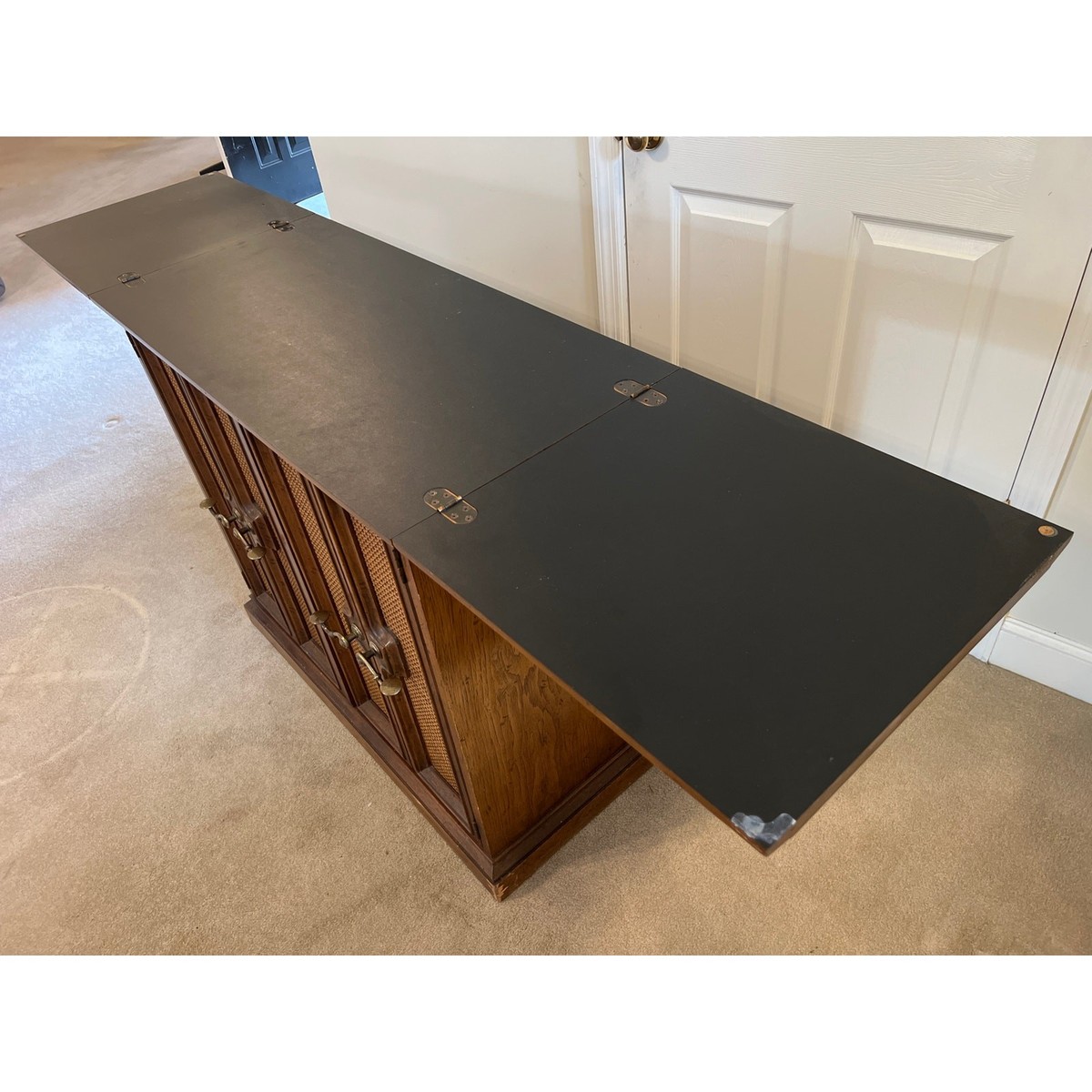 Drexel Heritage Wood Folding Expandable Buffet Cabinet 38x34x18