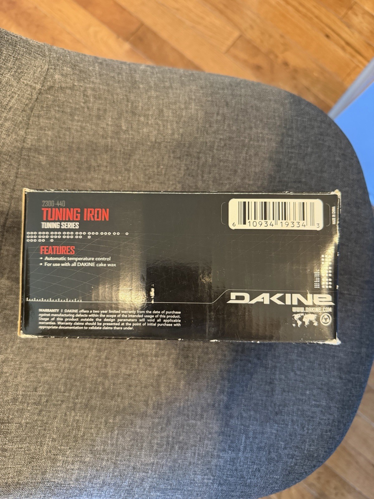 DAKINE TUNE KIT SKI/SNOWBOARD TUNING KIT W/IRON (NEW) - Swix Cork & nylon brush