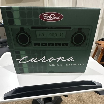 RetroSound Europa MOTOR4HD 1 DIN Digital Media Receiver Bluetooth HD Radio USB