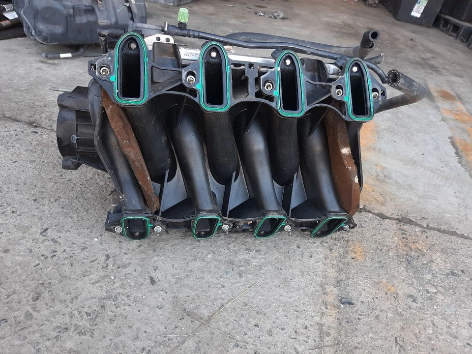 GMC ENVOY Denali 2005 colector de admisión motor de 5,3 L 89017588 Foto 3 de 4