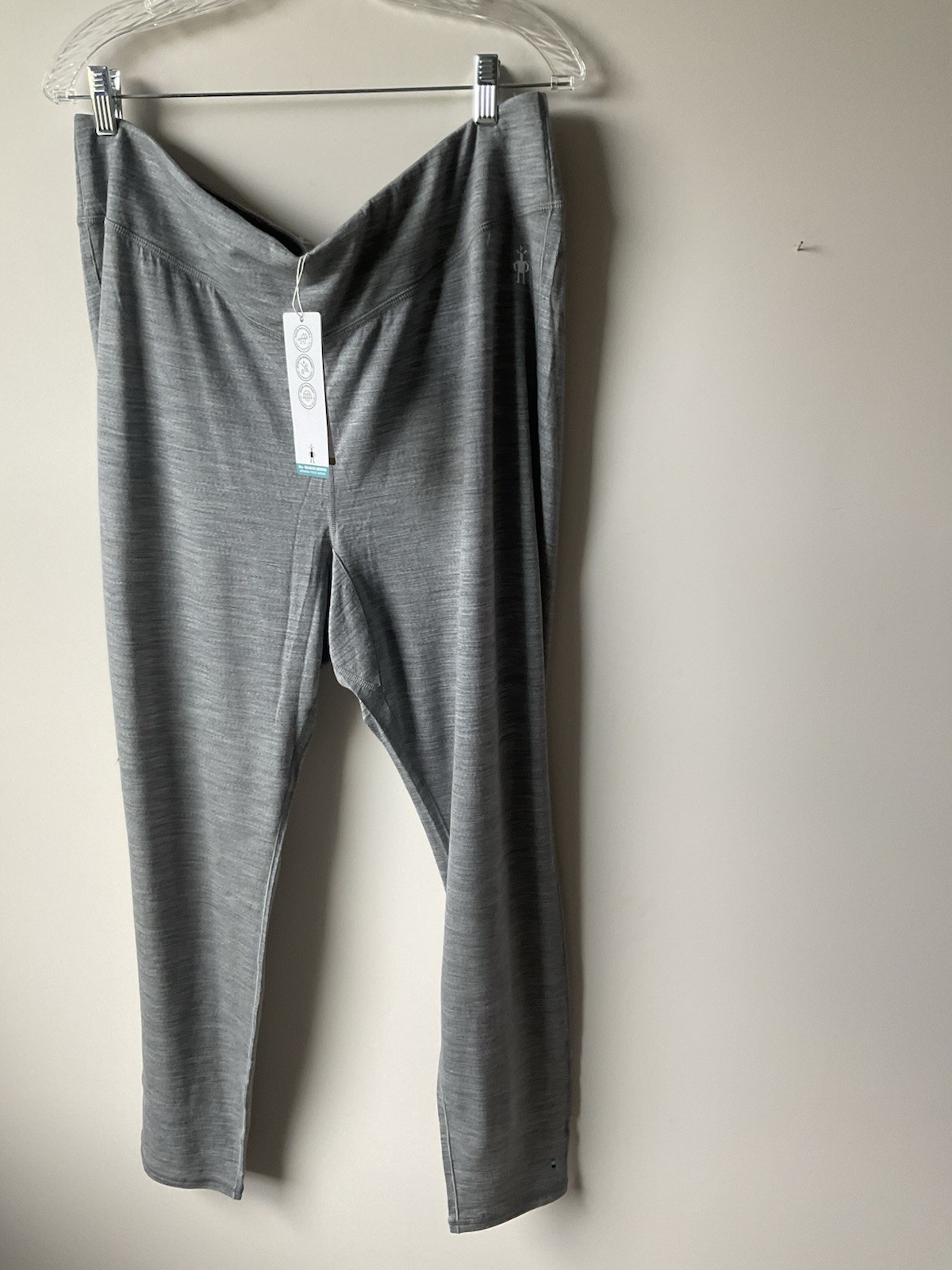 Capa Base de Lana Inteligente Nueva con Etiquetas Talla 1X 100% Lana Merino Gris Claro