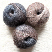 3 balls x 50g 90% Cashmere yarn : Cashmere + Bamboo : 18 Black Brown Gradient