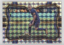 2017-18 Panini Select Field Level Silver Prizm Andres Iniesta #246 5jq