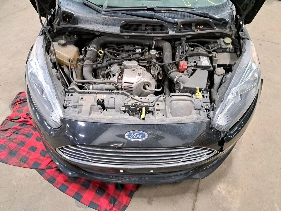 Eje lateral izquierdo del conductor/Cv eje C/V 2014 Fiesta Sku#4097140 Foto 2 de 4