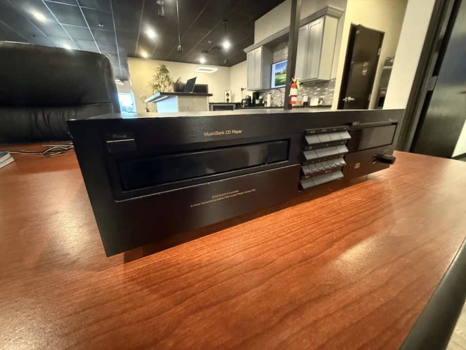 Nakamichi MB-3 MusicBank CD播放器 — 第 2/4 张图片