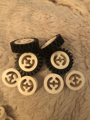 Lego Technic 2346 Tire Medium & 3482 Hub Wheel Center Large Split