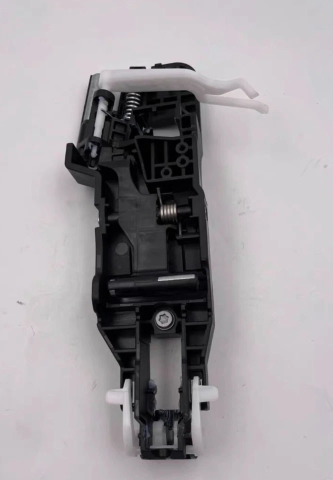 69203-02380 Base de manija de puerta trasera derecha OEM para Toyota Corolla 2020-2025 Foto 2 de 4