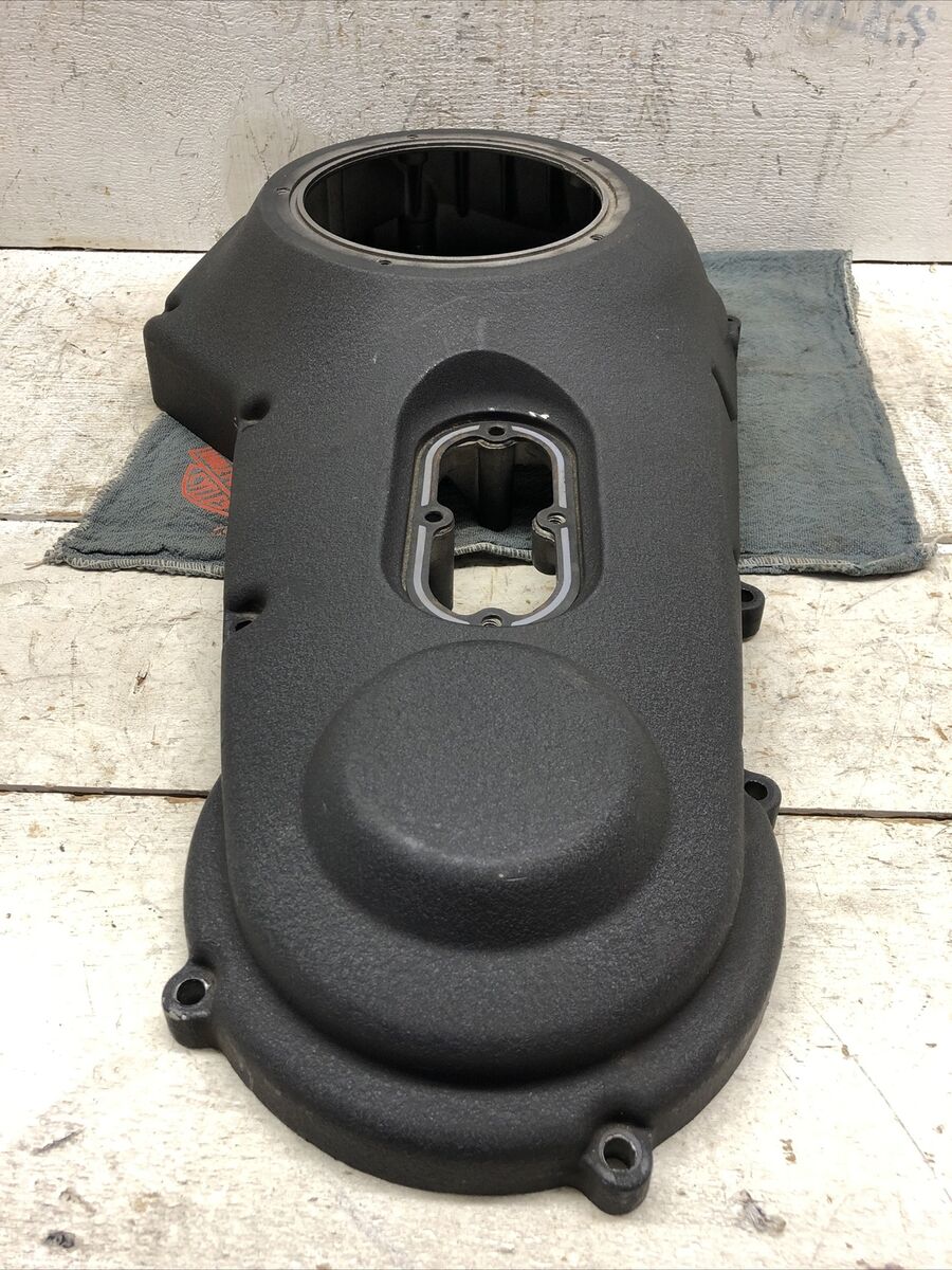 Harley Primary Cover Softail Dyna 1999-06 60506-99 Original Harley Primary Cover Softail Dyna 1999-06 60506-99 Original