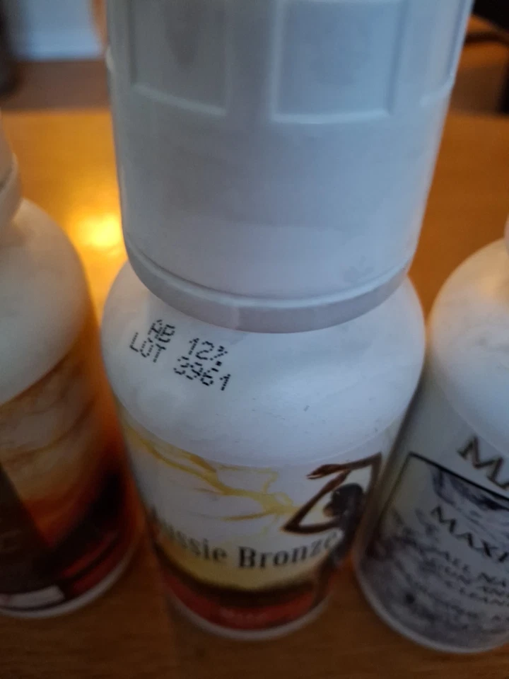 Tampa Bay Tan Aussie Bronce Oscuro SprayTan 8oz Cada uno - 8% 10% 12% con Limpiador Foto 4 de 4