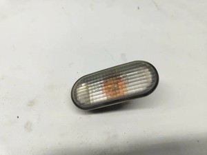 VW GOLF VII 5G1, BQ1, BE1, BE2 Kotflügelblinker vorne links 3B0949117C 32000922