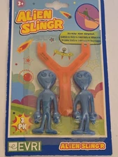EvriHolder Toys Alien Slinger Toy Slingshot With 2 Blue Aliens NEW IN PACKAGE 