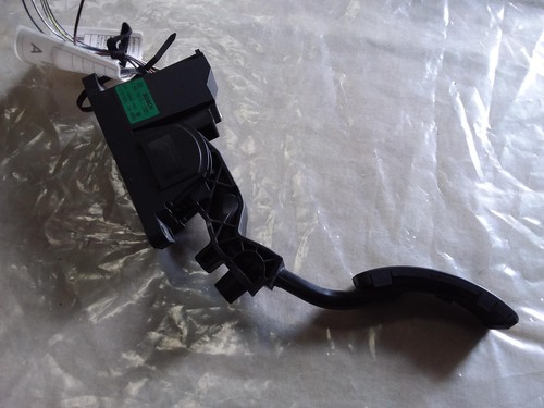 AUDI A3 PEDAL ASSEMBLY 03/97-05/04 97 98 99 00 01 02 03 04