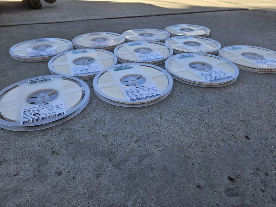 (10+ Carretes) Resistencias Chip XICON 1/10w Variedad 1k Ω - 750k Ω (54.000 Piezas) Foto 3 de 4