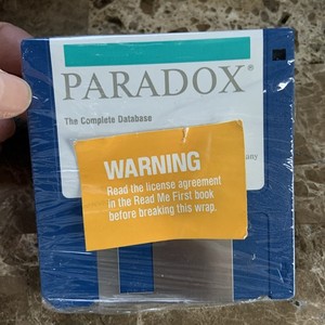 Paradox Borland International Computer Disc Set