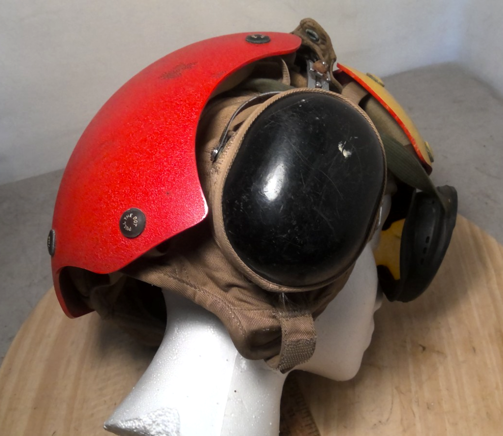 米軍実物　FLIGHT DECK CREWMAN'S HELMET ゴーグル付き デッキクルーヘルメットセット ゴーグル付き 米軍払い下げ品 No.2の