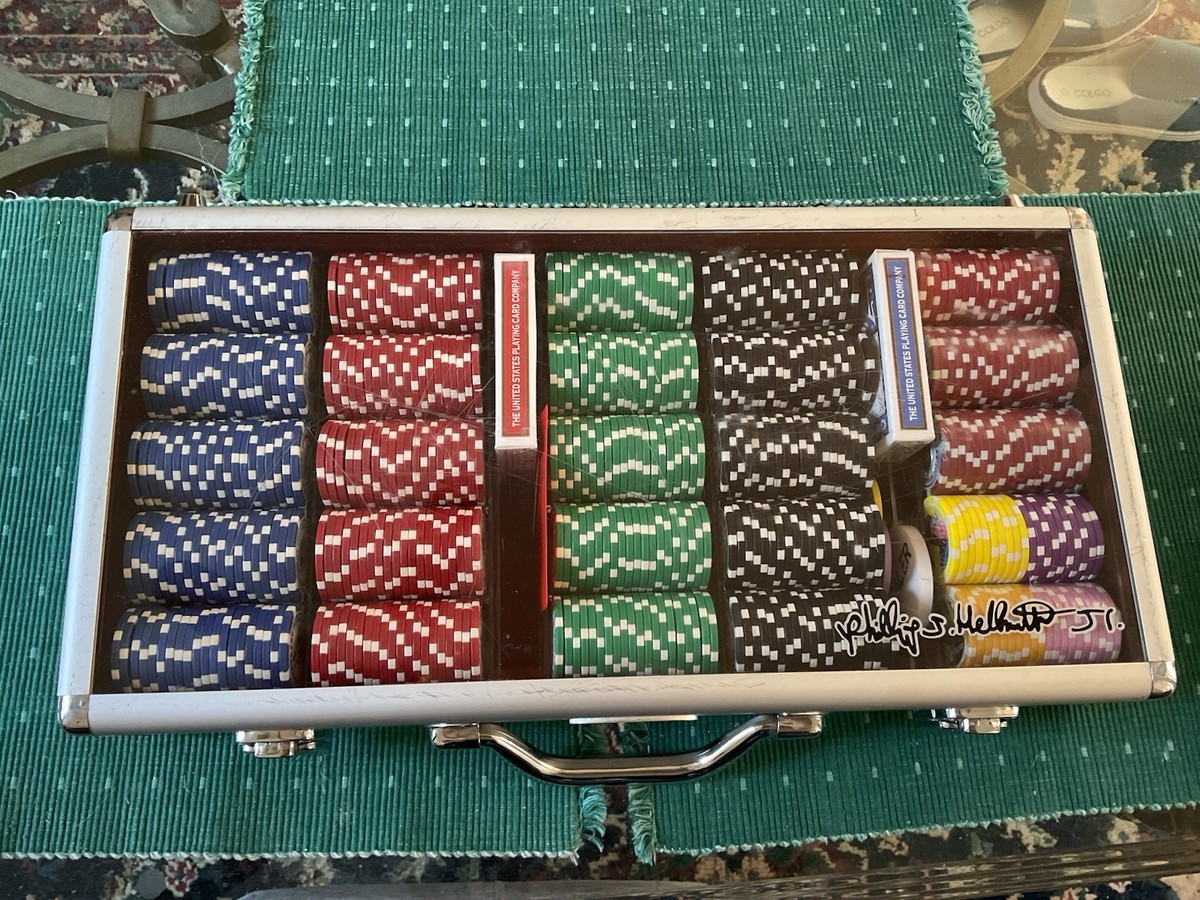 Phil Hellmuth Jr. Tournament Edition 500pc Poker Chip Set. | eBay