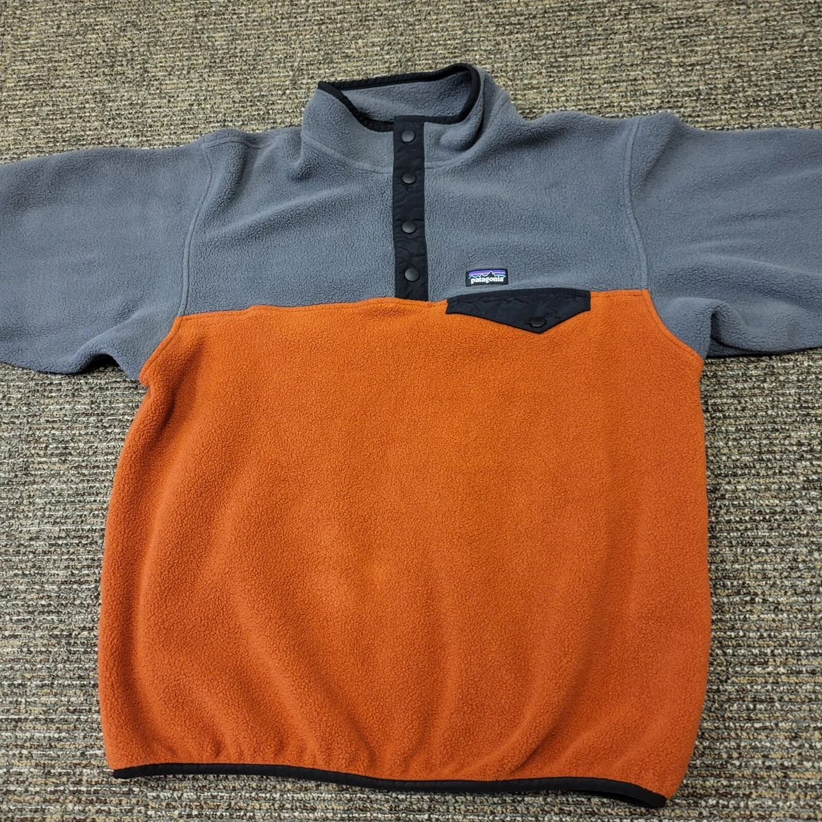 Patagonia men's small to women's hotsell