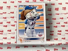 2022 Opening Day Mascots #M-15 Mrs. Met - New York Mets
