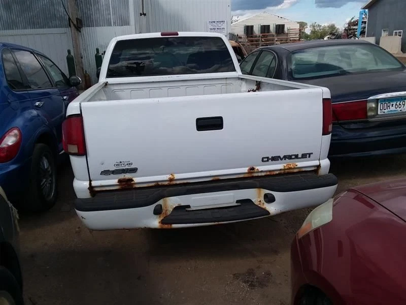 Windshield Glass With Upper Shade Band Fits 94-04 S10/S15/SONOMA 2000450 - Image 4 of 4