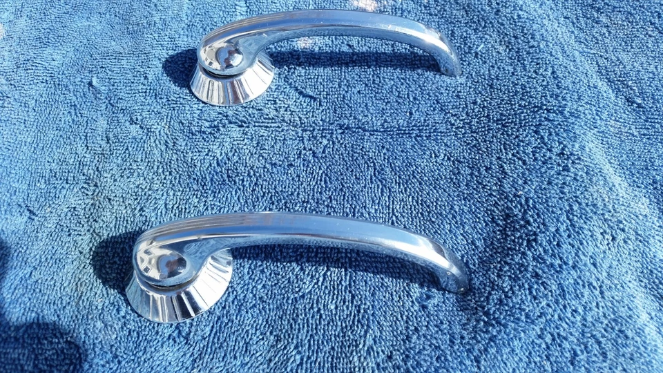 54 1955 1956 1957 Buick Special Century Roadmaster manijas de puerta interiores OEM org Foto 2 de 4