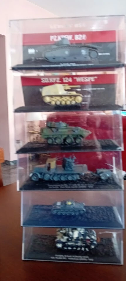 Foto 13 di 14