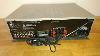 Denon PMA-680R silber Amplificateur Amplifire Poweramp Stereo Hifi